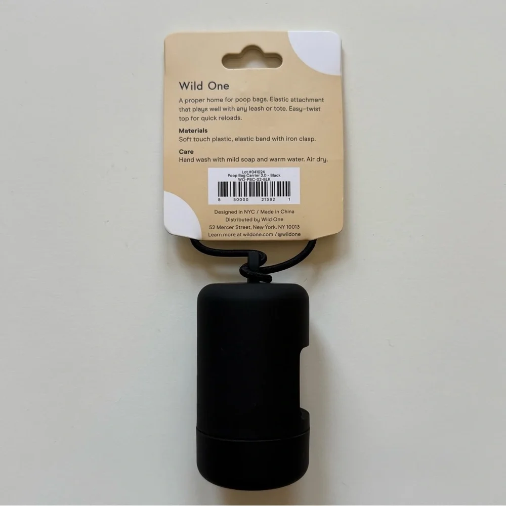 Wild One Waterproof Dog Leash (Standard Size) & Poop Bag Carrier Set - Black